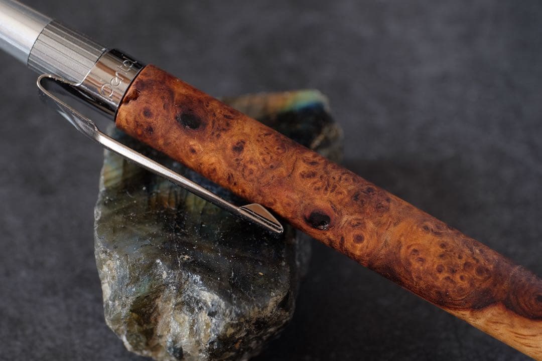 PG5木軸カスタム0225　高村杢工房 製図用シャープペンシル 花梨瘤紅白