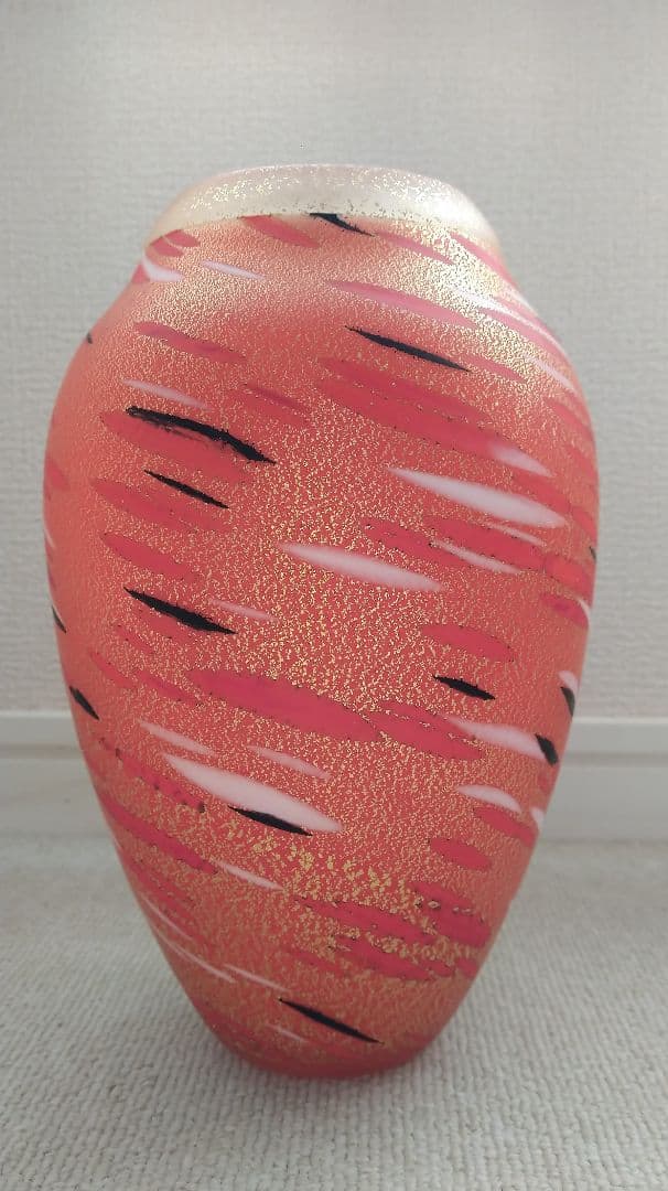 岩田久利　金彩　花瓶　花器　フラワーベース　高さ22cm 赤 青