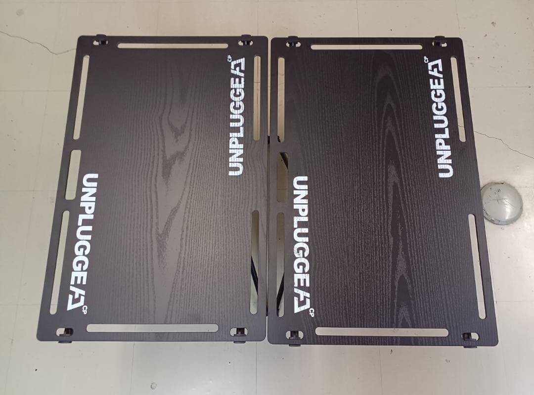 UNPLUGGED テーブル×２セット、ShineTrip天板＋コネクションバー