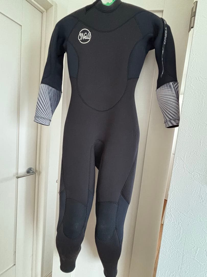 美品　フルスーツ ウェットスーツ レディース