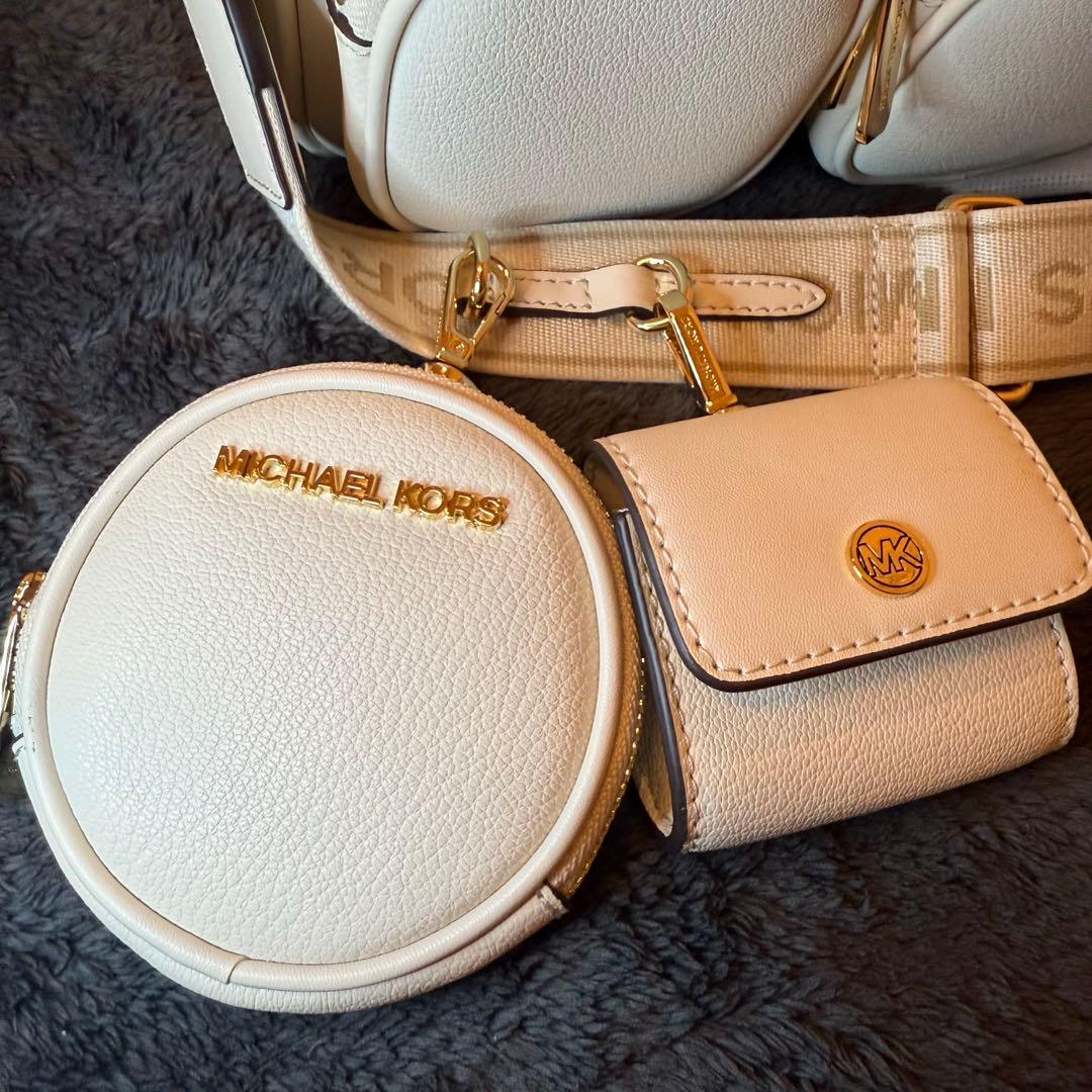 ★かことの心 美品 MICHEAL KORS クロスボディバッグ 付属品◎