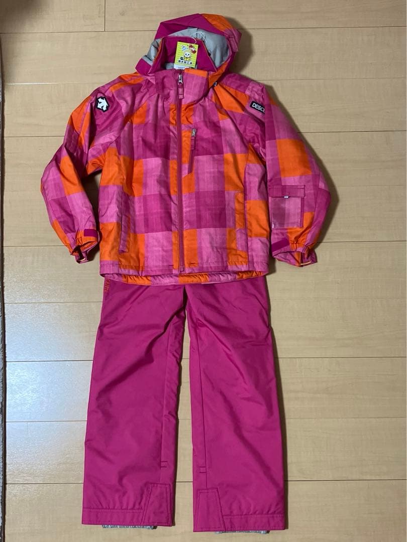 drymonさん専用　　 デサント　スキーウエアー サイズ140
