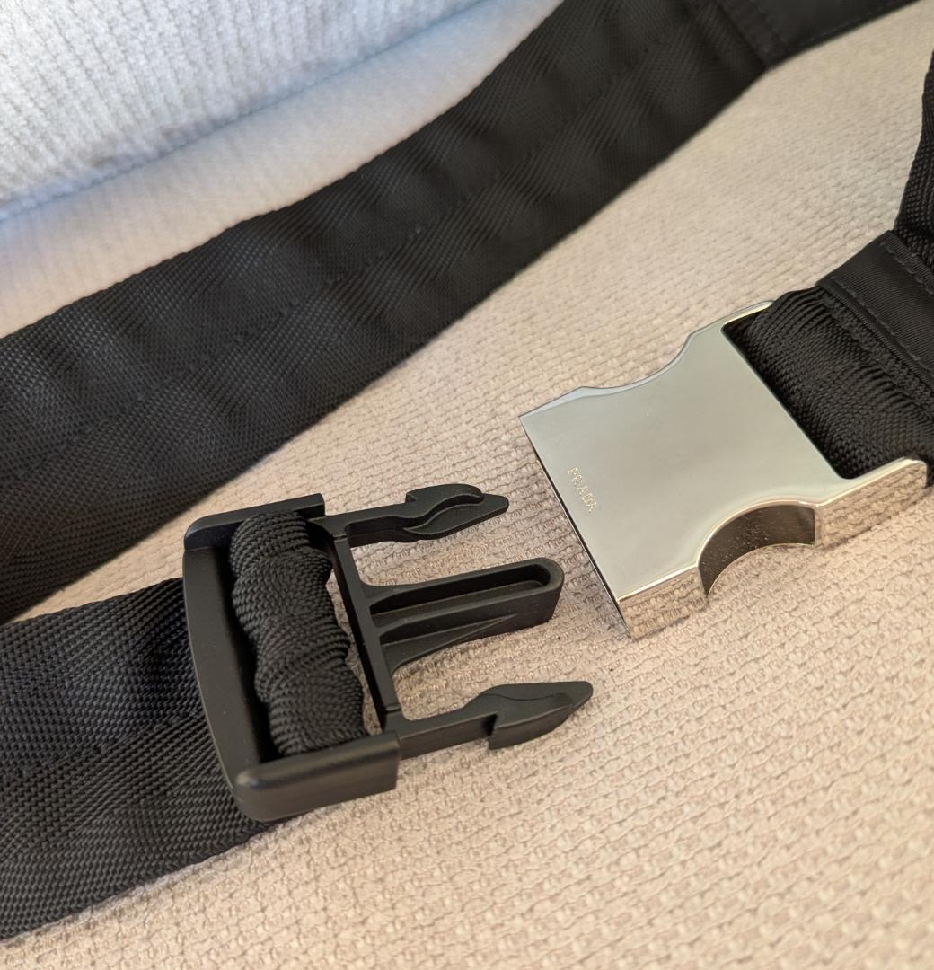 T*A様 PRADA ２VL001 プラダ ウエストポーチ ボディバッグ ブラッ