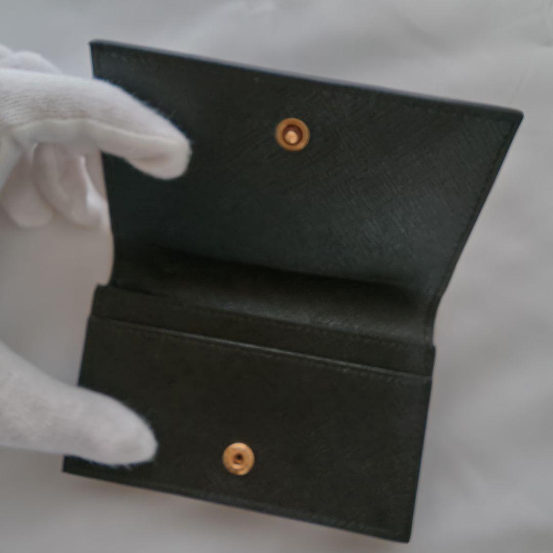 未使用級　PRADA　サフィアーノ　三角ロゴ　名刺入れ　カードケース