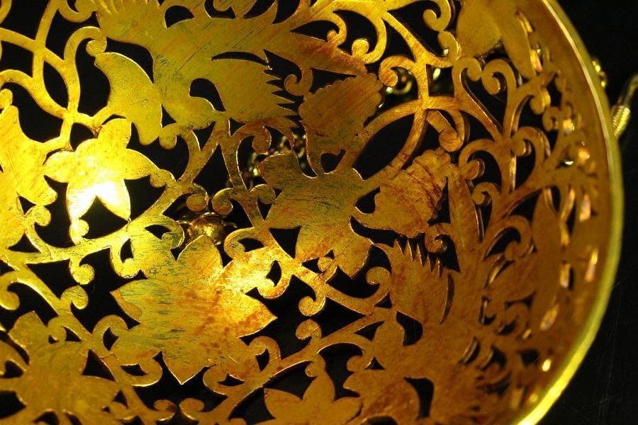 香道具 鍍金 纏枝蓮花 鳳紋透かし 吊り香炉 球香炉 唐物(K-YC347-2)