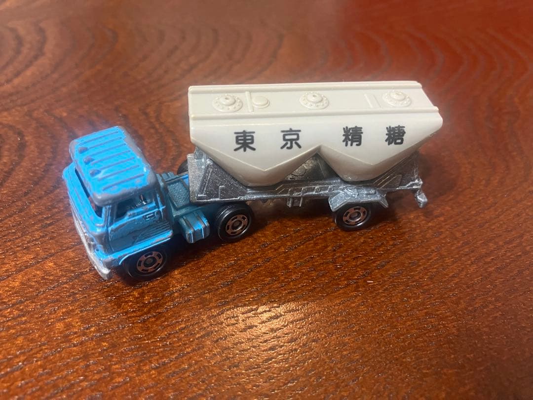 【まとめ売り・レアトミカあり】33台セット ＆ 4段パーキング収納ケース