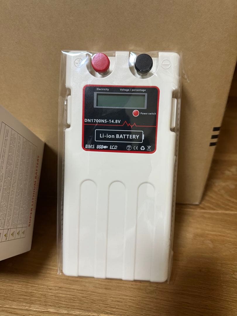 ダイワ シマノ 電動リール バッテリー 14.8V 10400mAh 白