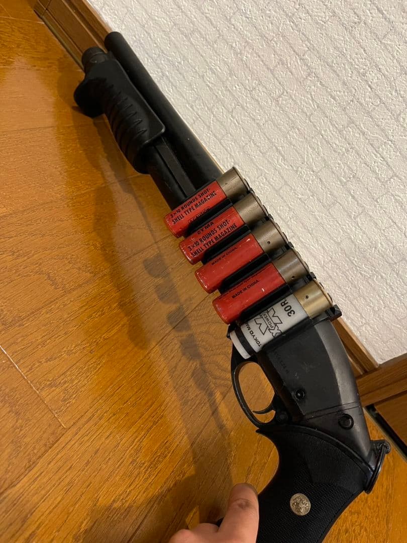東京マルイ　ガスショットガンM870 ブリーチャー