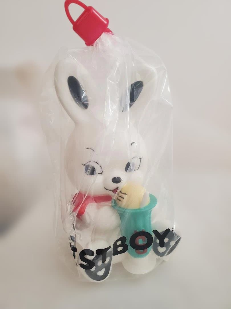 HONESTBOY Χ SECRET BASE Rabbit Figure