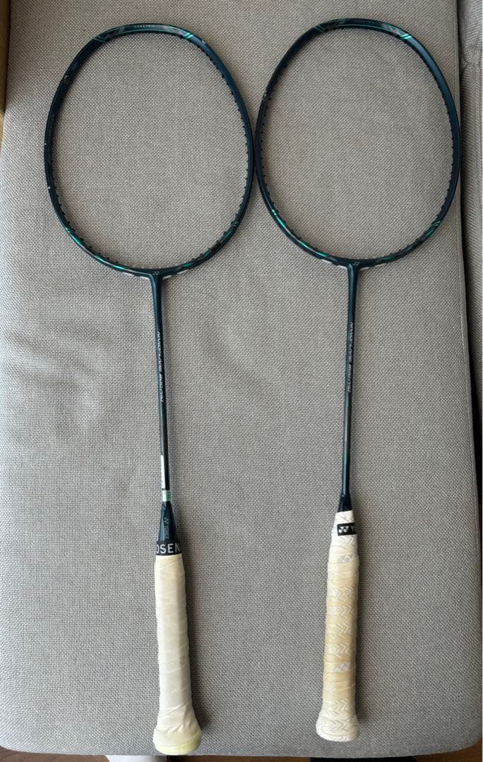 ヨネックス　ナノフレア800プロ　ジャンク品２本セット