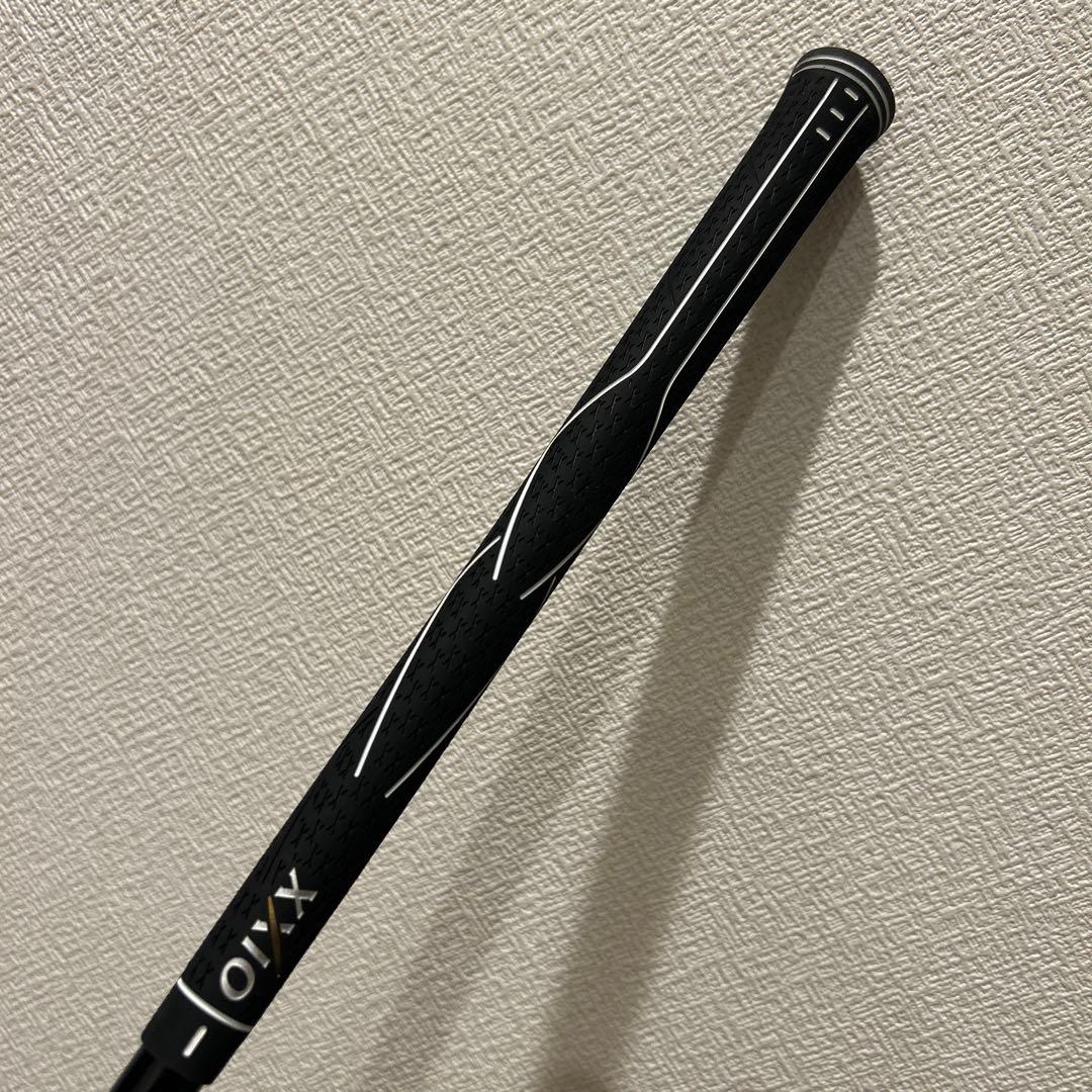 ゼクシオ4 メンズ R 13本　右利き　ゴルフクラブセット