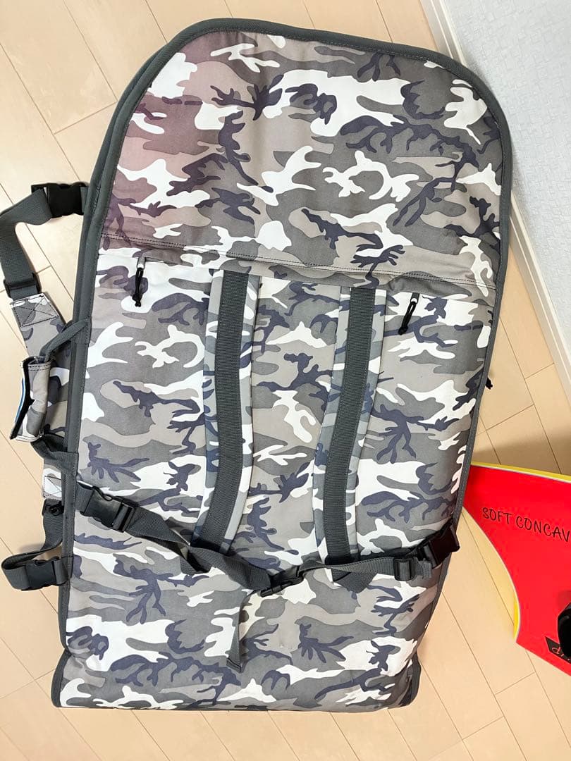 ボディボード フィン　リーシュ　バッグ付き　大阪手渡し可能！