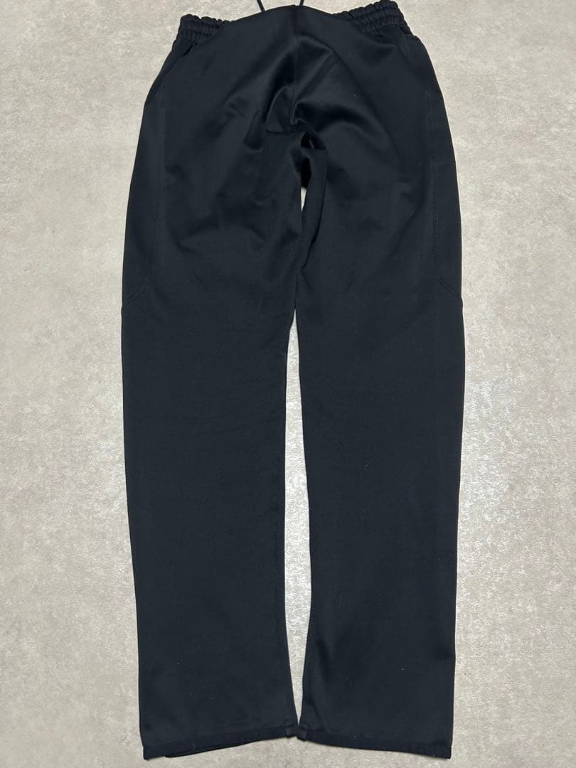 極美品 セットアップ アンダーアーマー ジャージ Mサイズ パーカー パンツ 黒