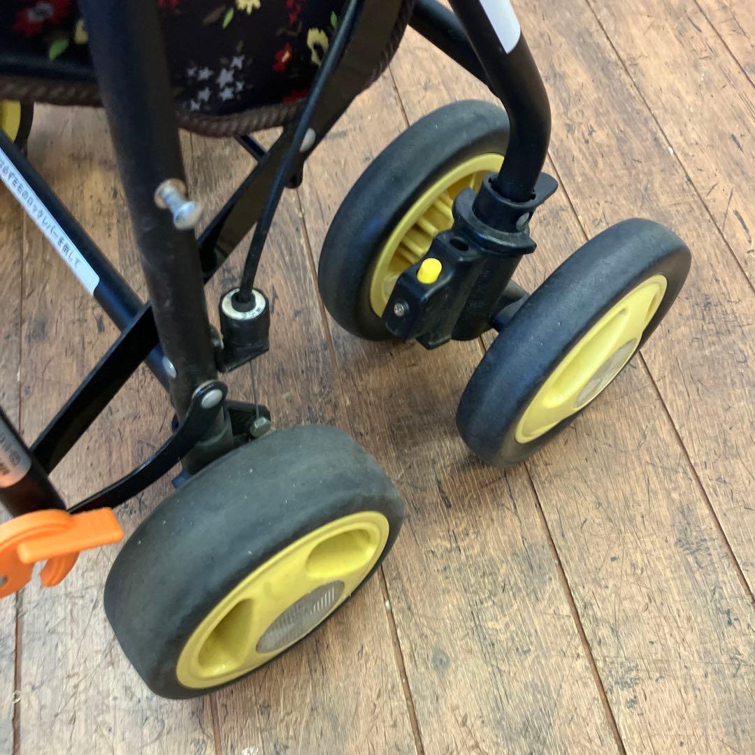 幸和 シルバーカー TacaoF 花柄 シルバーカー 座れる シニア 歩行補助