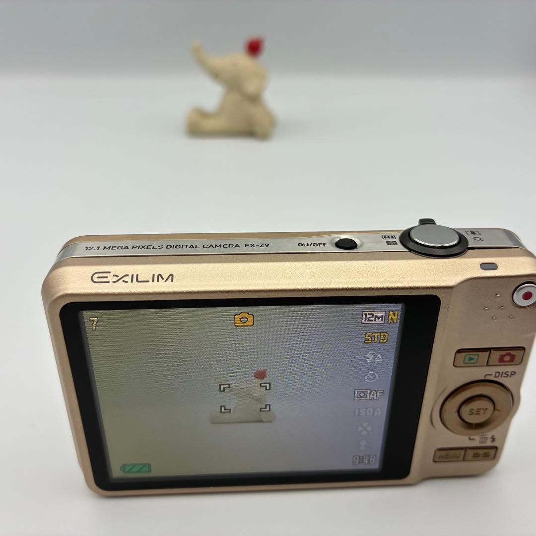 美品★ EXILIM EX-Z90 CASIO コンデジ 箱 ゴールド