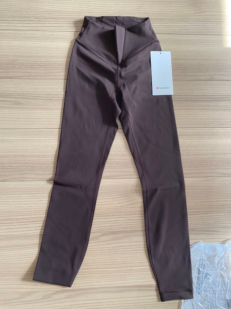 Lululemon WonderUndersmoothcover 新品未使用