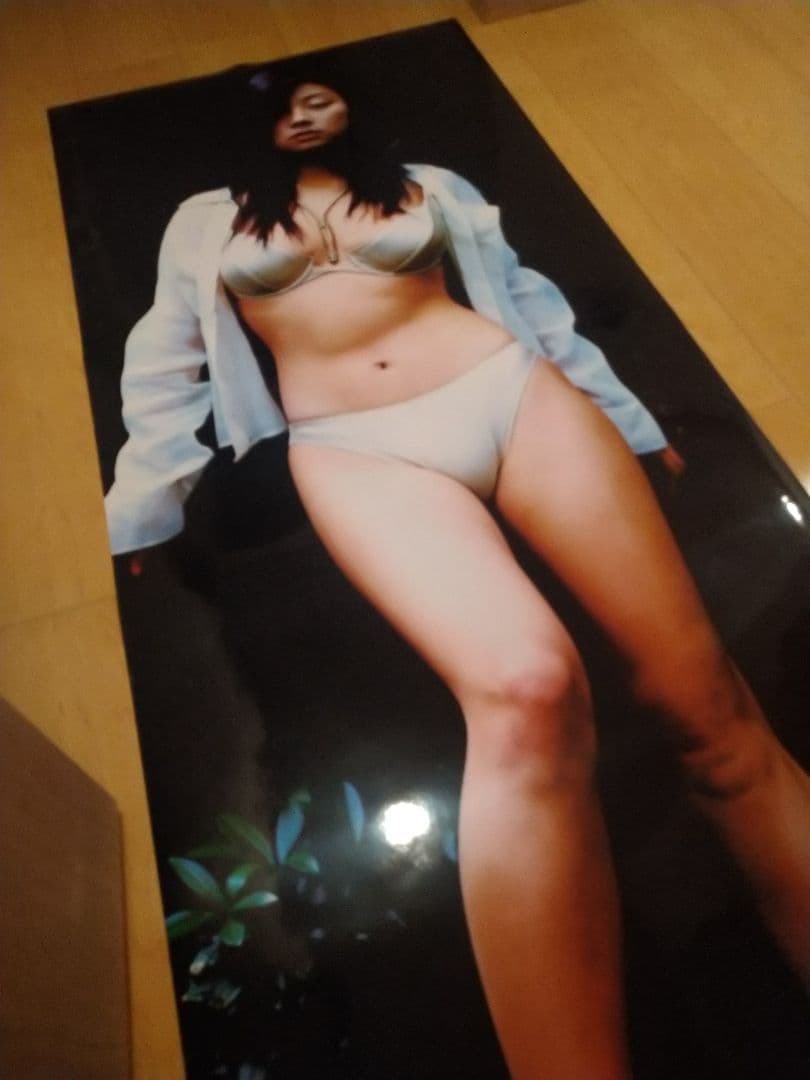 【本日限り限界突破廃棄処分価格】　小池栄子　③　等身大ポスター　未使用