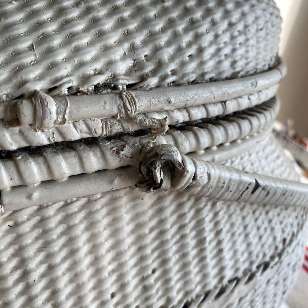 フランス　アンティークパニエ　プロヴァンスプリント　白いかご　ラタンバスケット