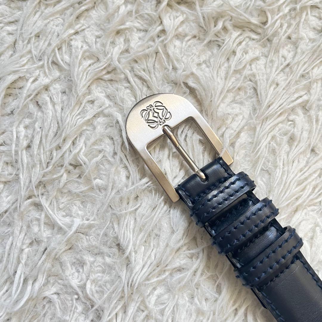 美品　ロエベ　LOEWE アナグラム　シルバー×ネイビーレザーベルト　3穴
