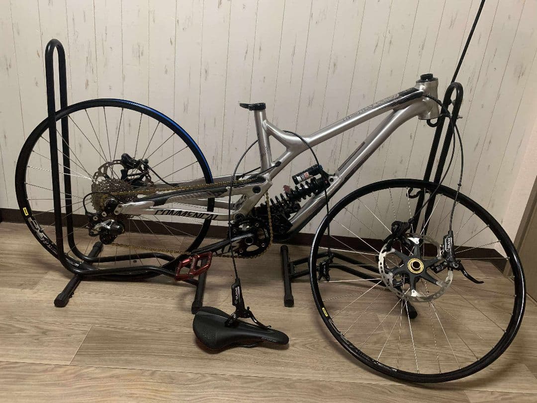 パーツ 2018 Commencal SUPREME DH V4.2 size M