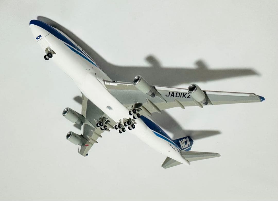 全日空商事 1/400 NCA 20周年記念 747-400F