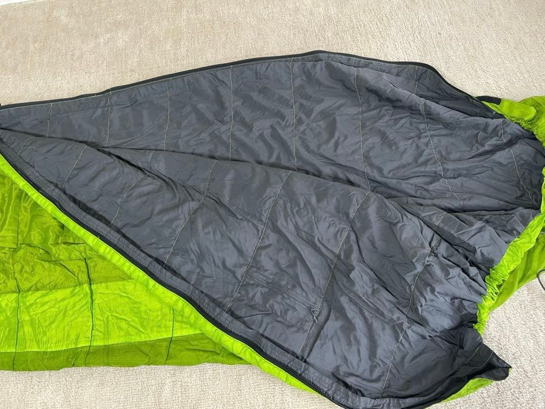 ISUKA イスカ ウルトラライトサマーモデル シュラフ 寝袋 アウトドア 美品