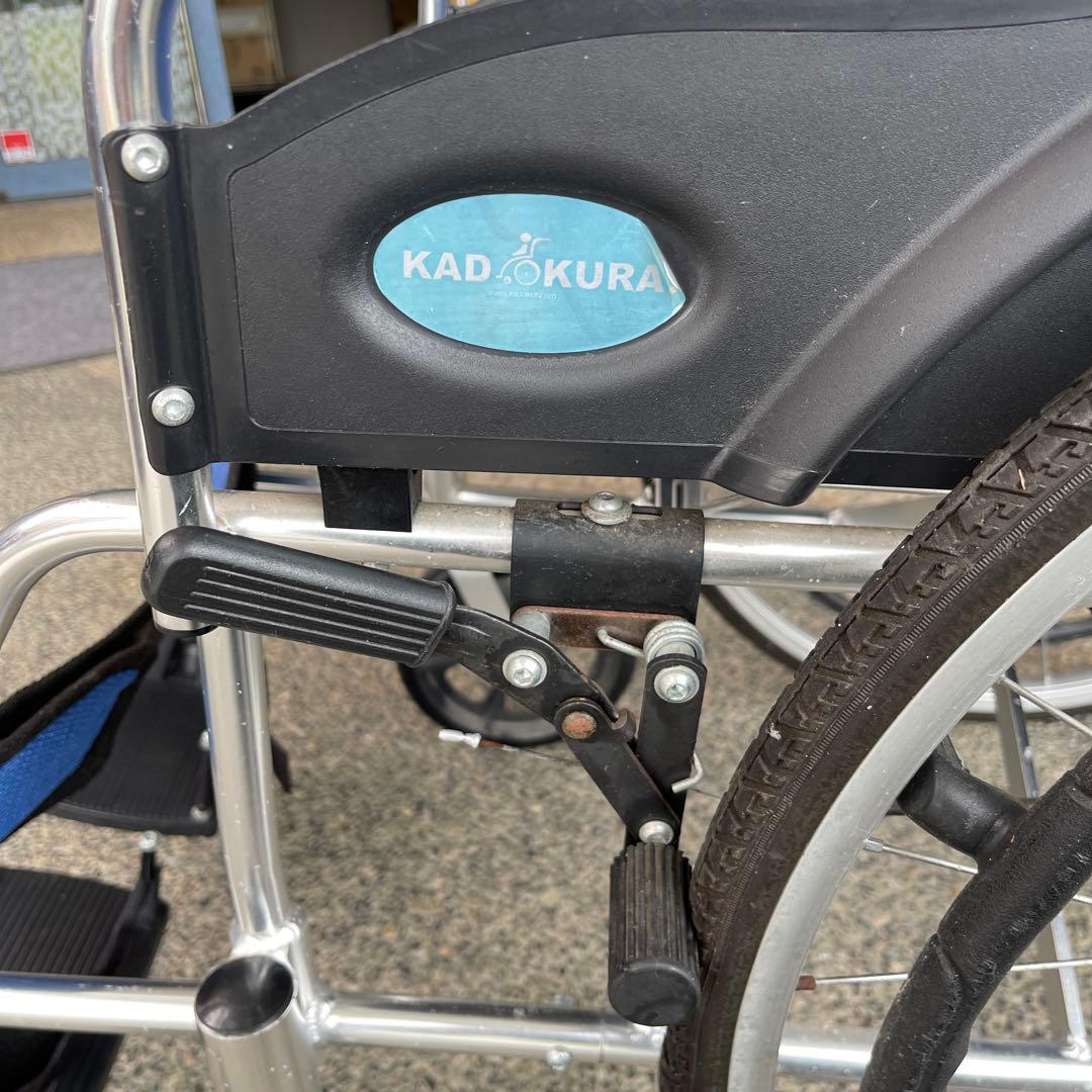 【送料込み】 カドクラ車椅子　折りたたみ式車椅子