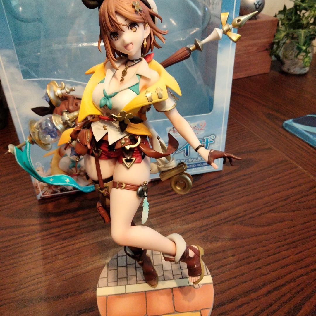 ライザ　1/7　フィギュア