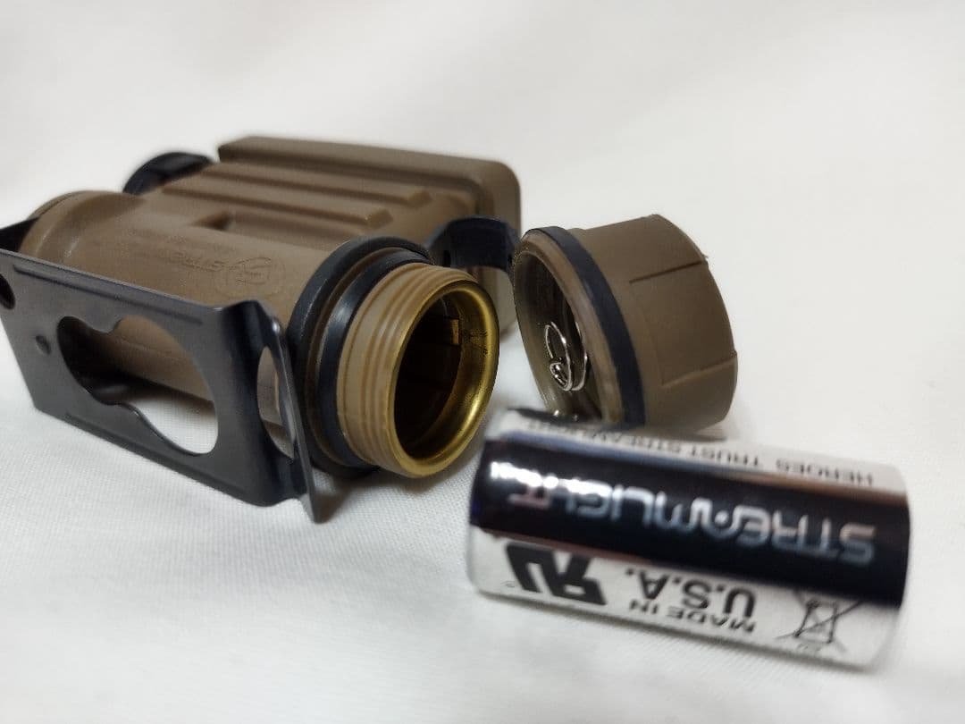 (5131)米軍実物　ストリームライト　サイドワインダーコンパクトⅡ 極美品