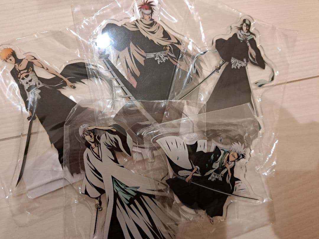 BLEACH　市丸ギン　朽木白哉　日番谷冬獅郎　黒崎一護　アクリルスタンド