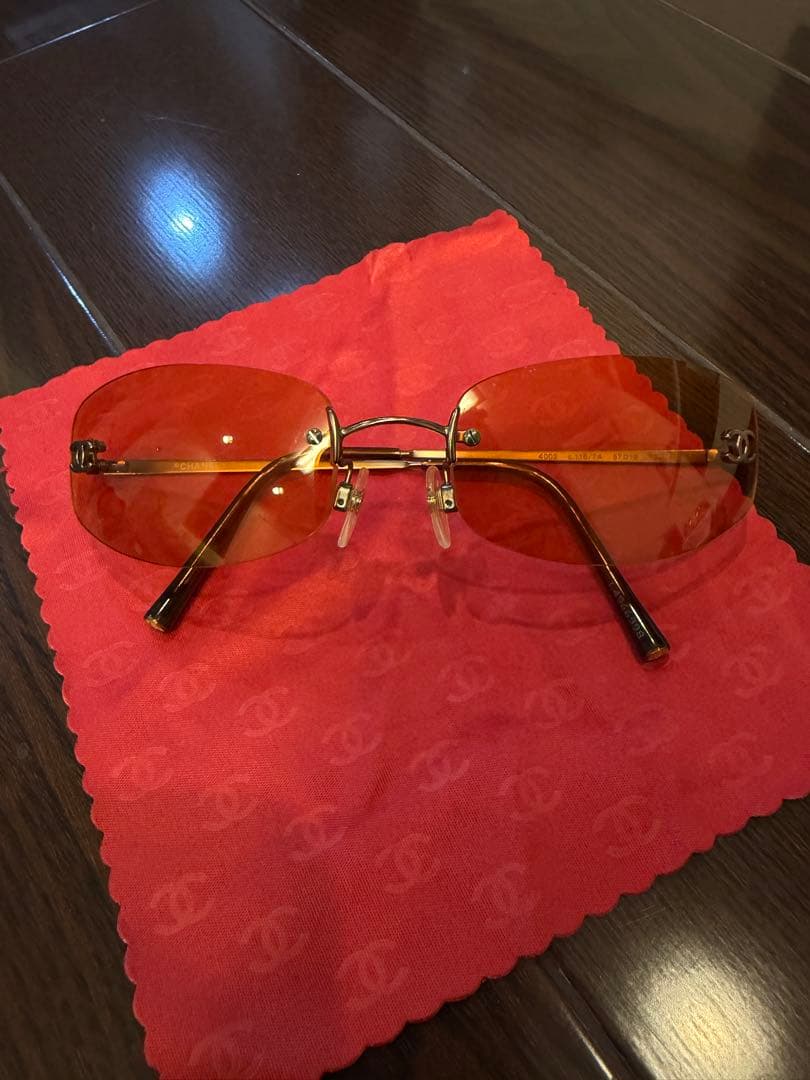 CHANEL オレンジレンズ サングラス