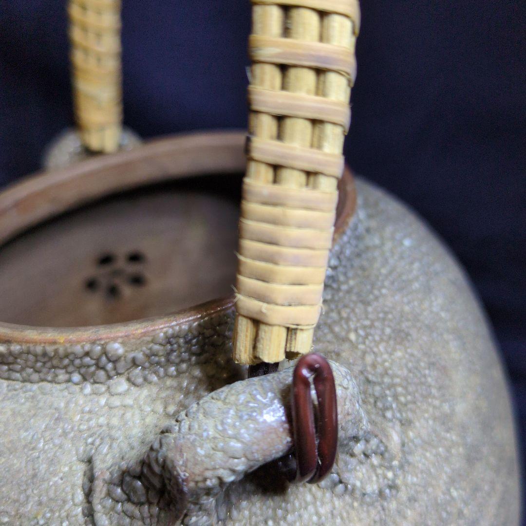 白灰色の陶磁器製茶釜 土瓶竹製持ち手付き骨董(江戸中期)