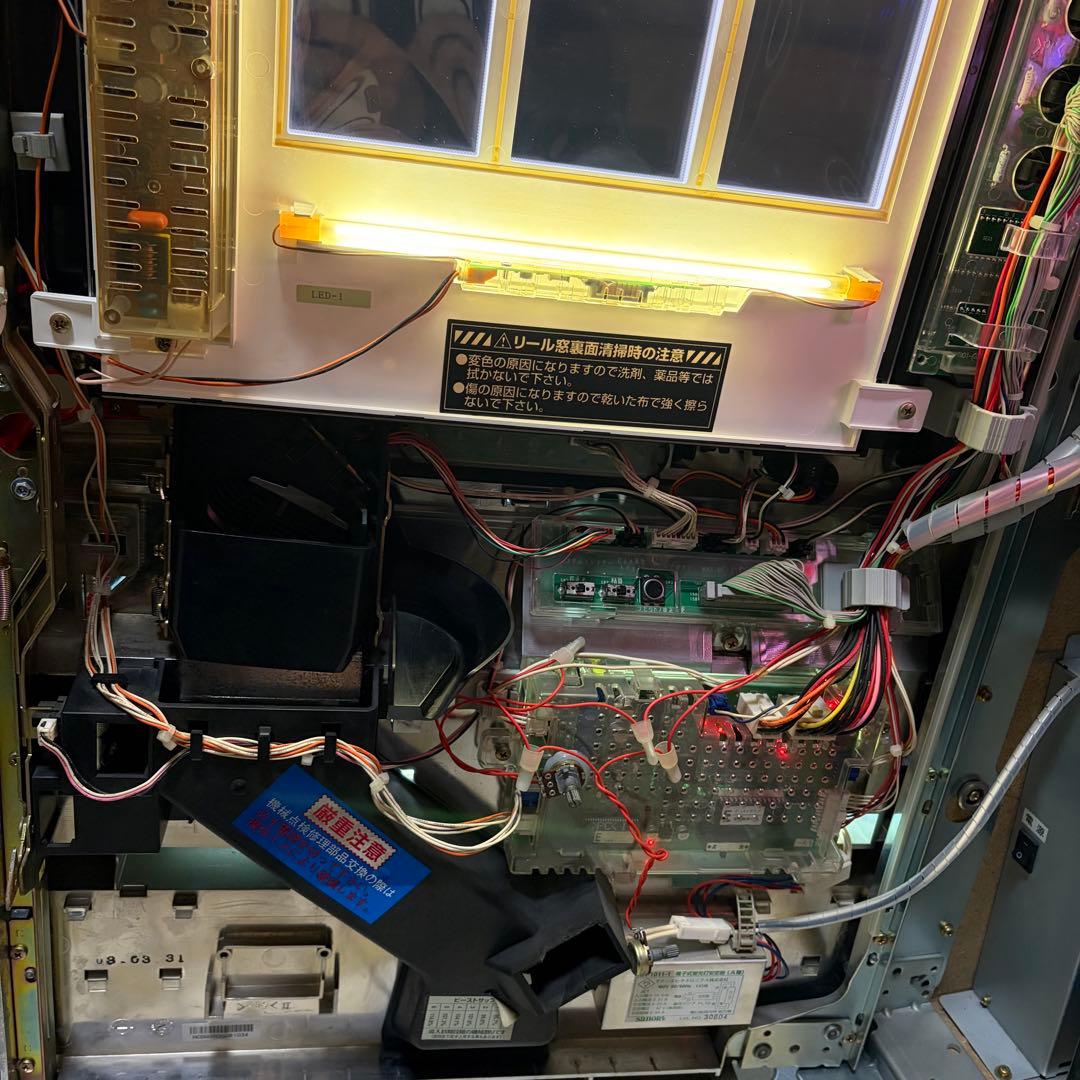 エレコ ビーストサップ４号機 数百枚付 スロット実機