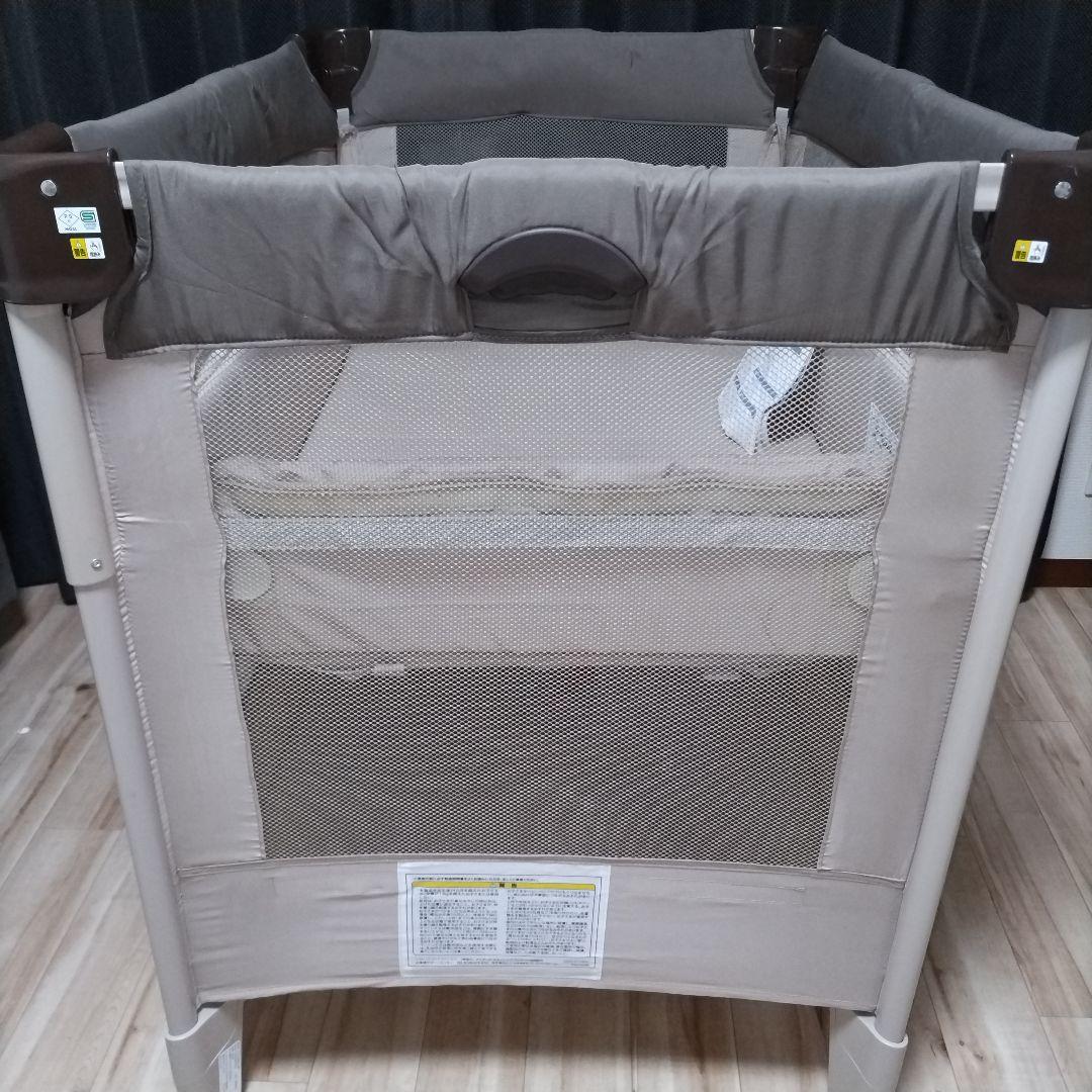 Aprica　アップリカ　ココネルエアー　折り畳み　ベビーベッド