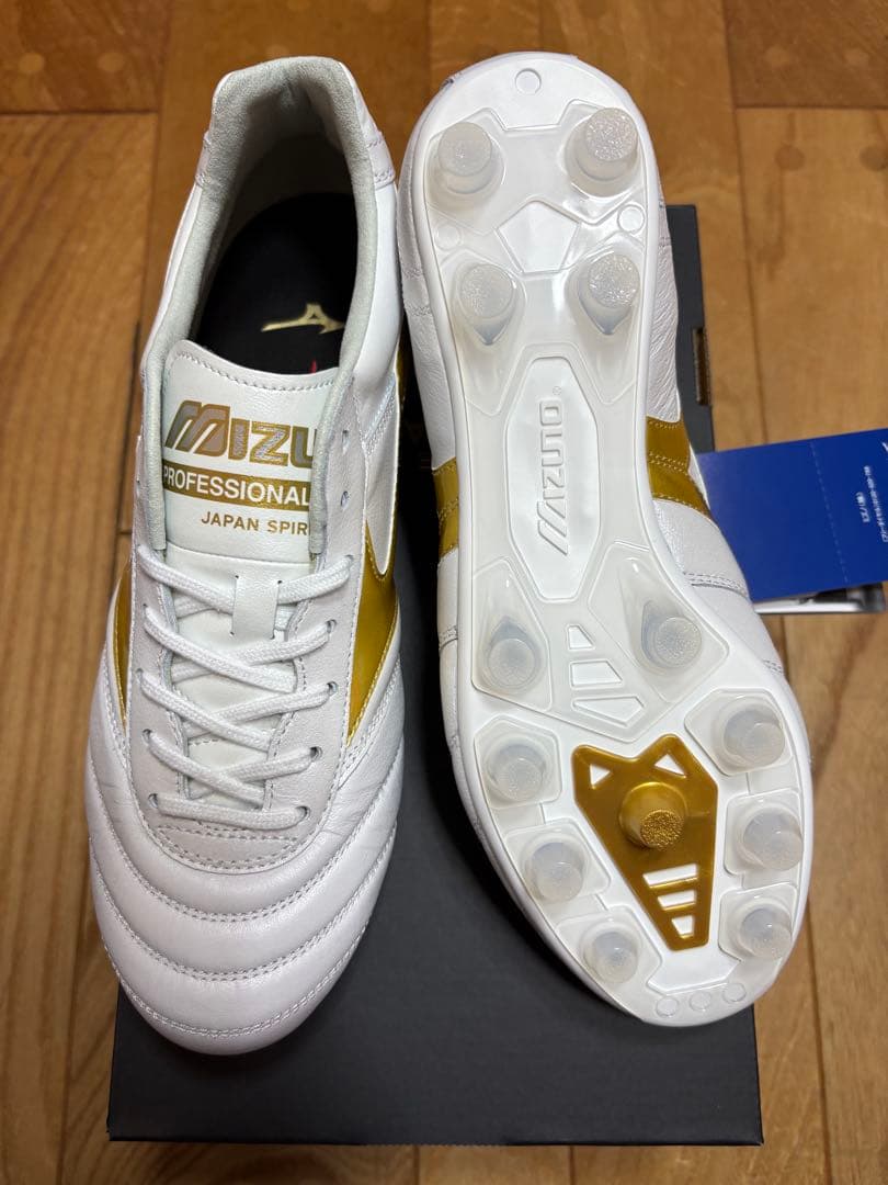 新品　最新　激レア　限定カラー　ミズノ　モレリア 2 JAPAN