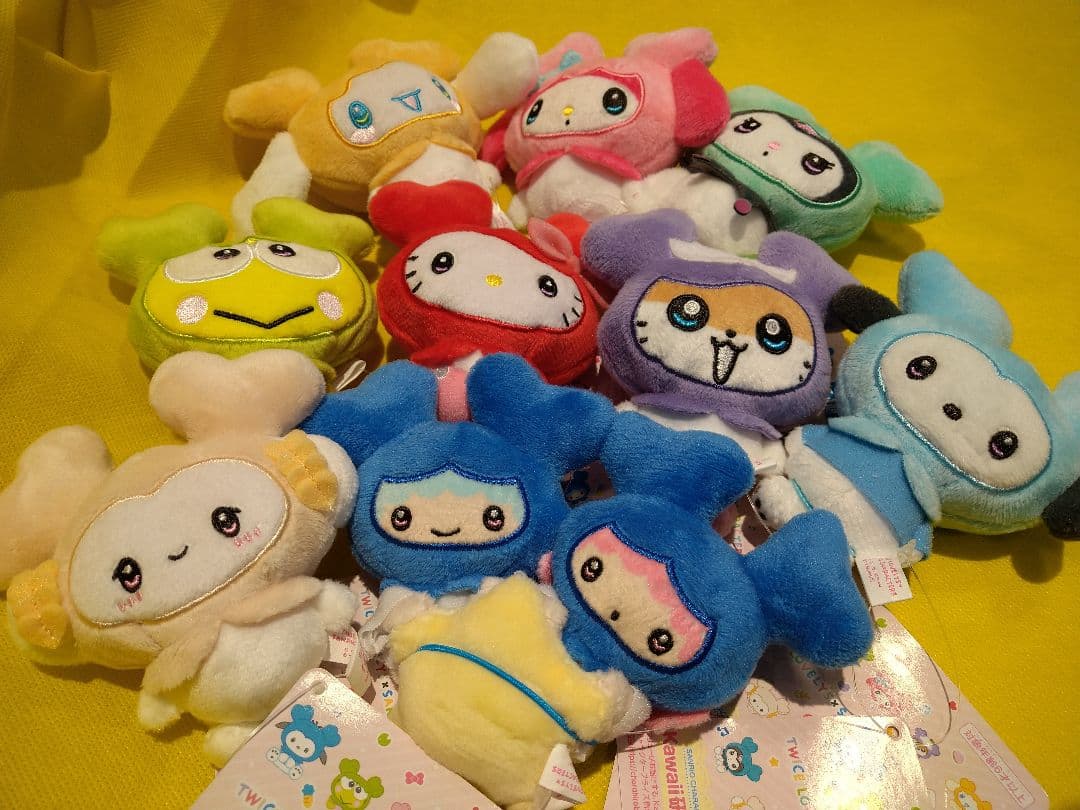 TWICE　トゥワイス サンリオ マスコット gigo限定 9種①