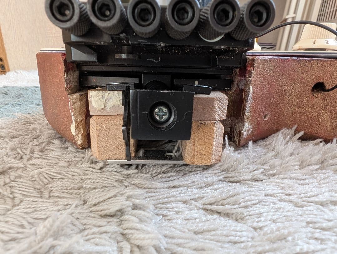 ヘッドレス　ストラト　エレキギター