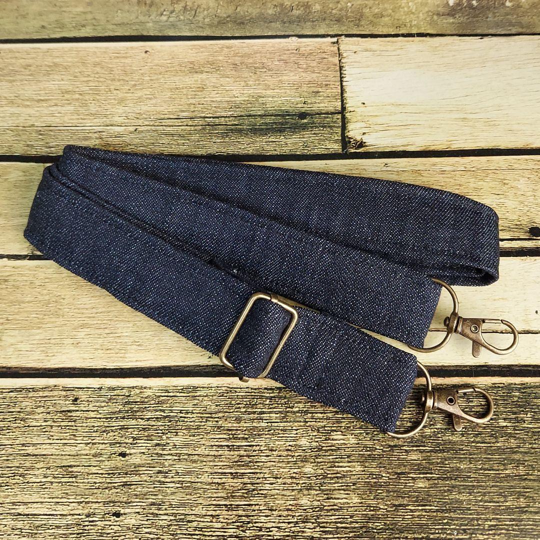 刺繍デニムバックNo.639　デニムリメイク　サイドポケット　チューリップバック