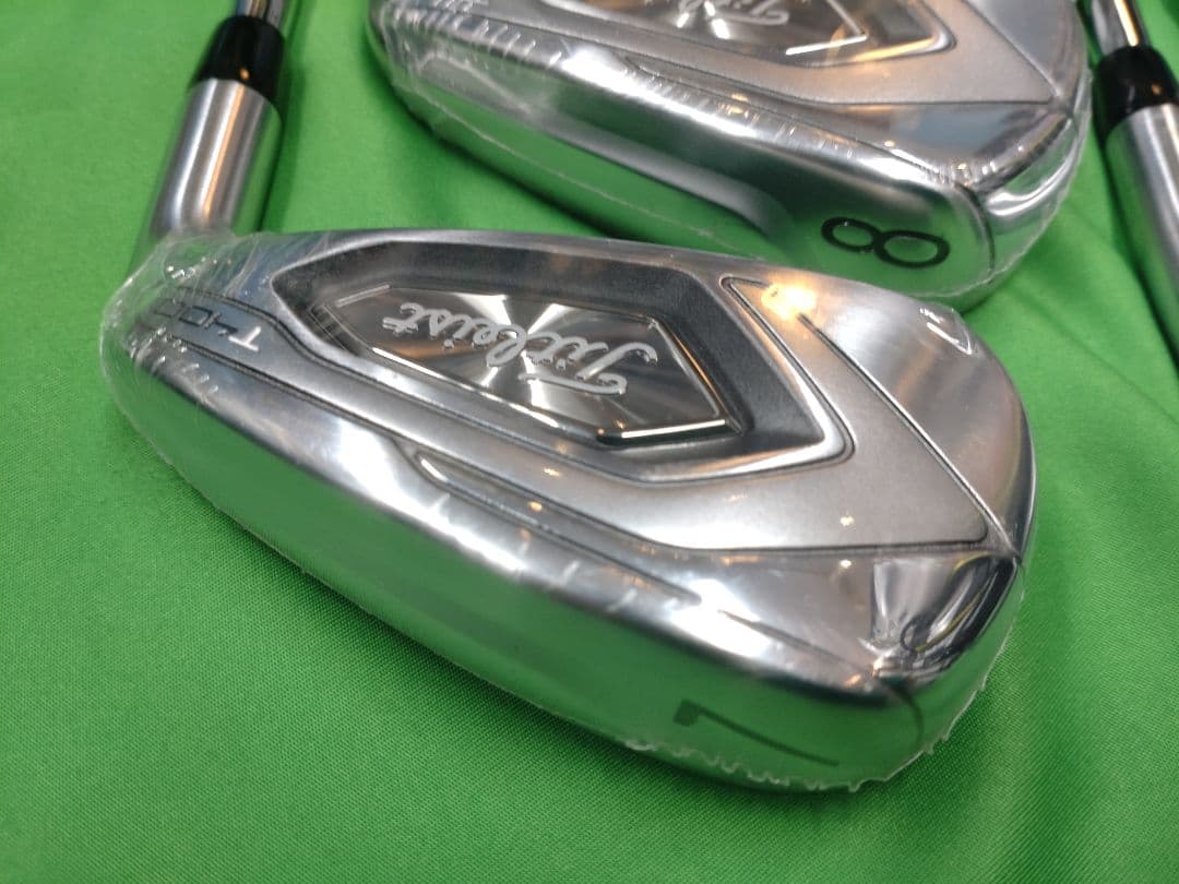 希少新品未使用品タイトリストT400 7〜43°5本 NSPRO950neo S