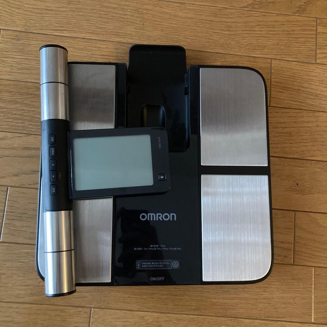 オムロン　体重体組成計　 KRD-703T