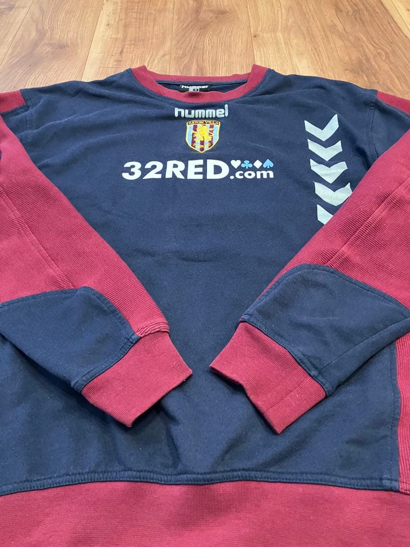 アストンヴィラ Hummel 32RED スウェット 古着　アストンビラ