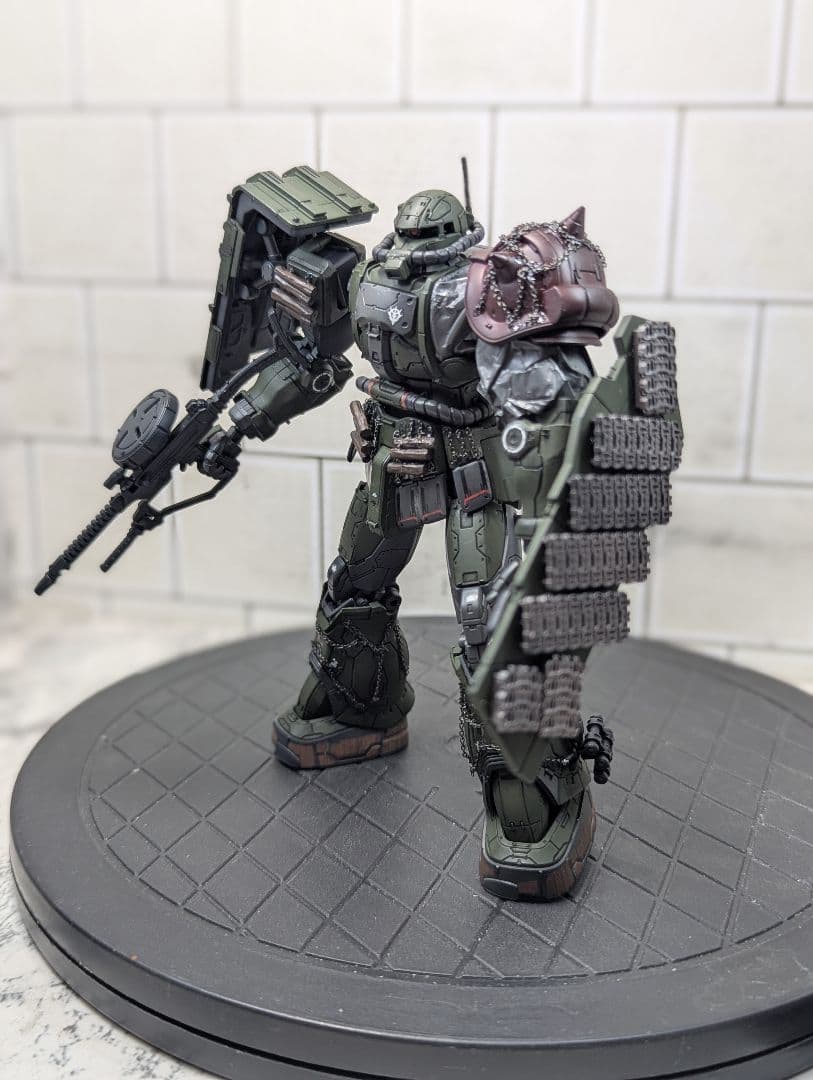 復讐のレクイエム HG 無識別型ザクⅡ FTYPE ルショ―ン機 完成品