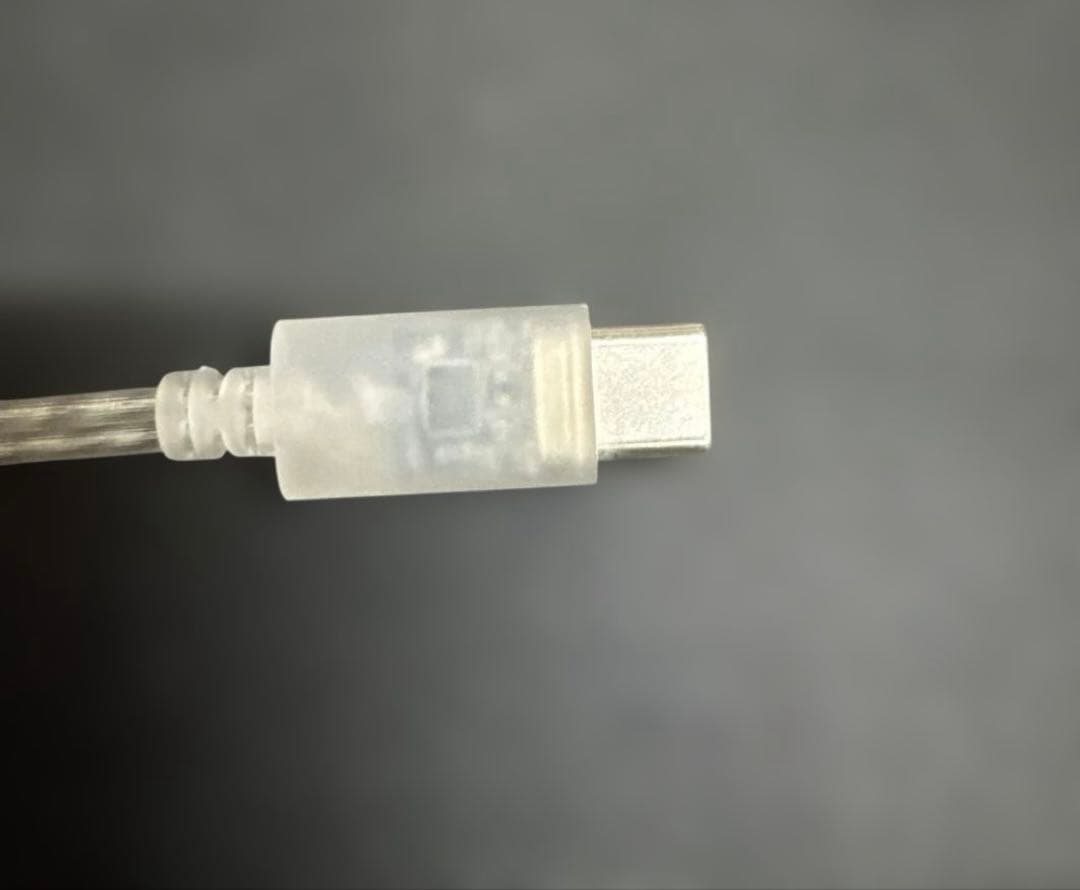 ILLIT 3rd album bombイヤモニ風 イヤホン ※商品の説明必読