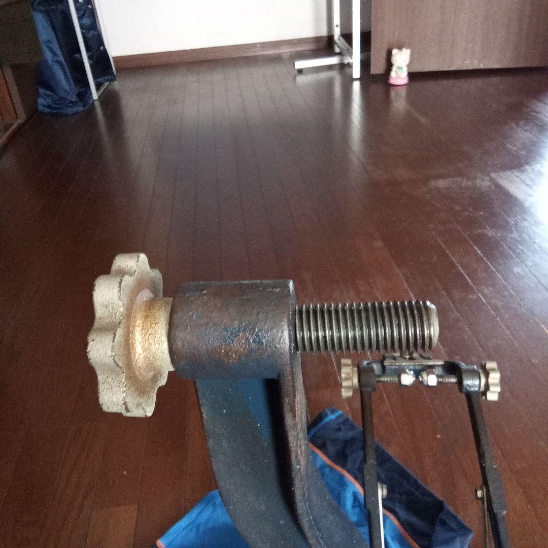 HOZANホーザン振れ取り台 鋳鉄製 自転車メンテナンス用330