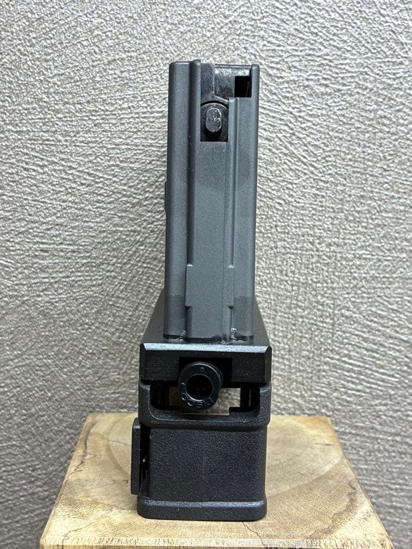 R7-10 東京マルイ GBB M4 マガジンアダプター 外部ソース仕様