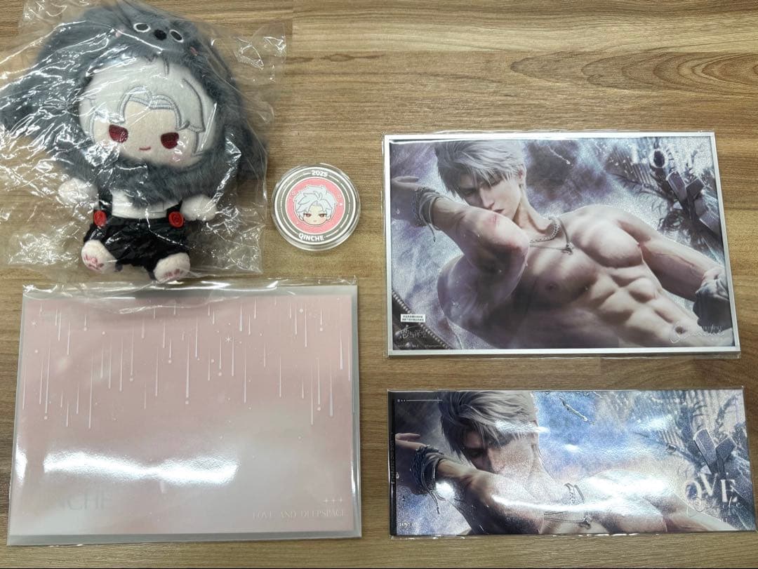 恋と深空　シン　2025 VIP BOX 中国公式　ギフトボックス