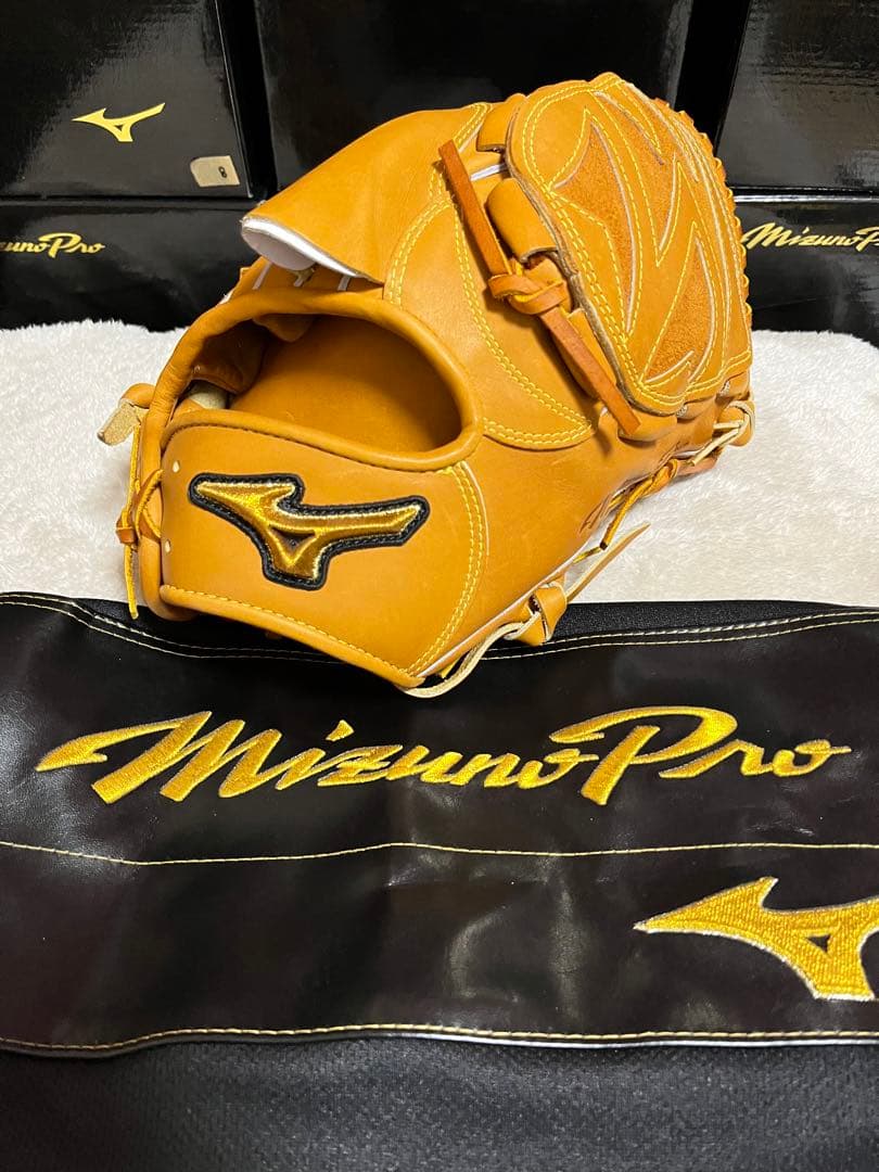 30【限定皮革】　ミズノプロ　硬式　投手用　グラブ