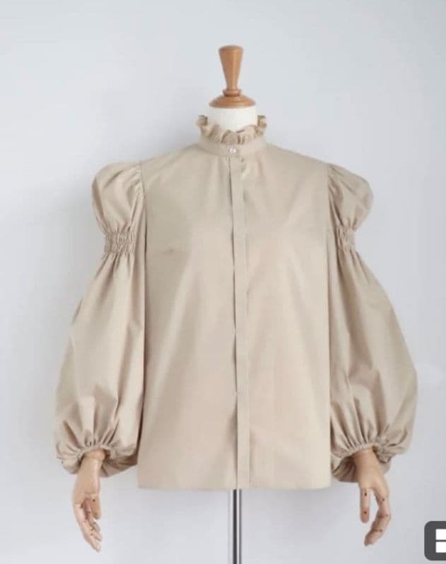 girlish St.ceciliaセントセシリア☆ダイアナブラウス☆ ベージュ