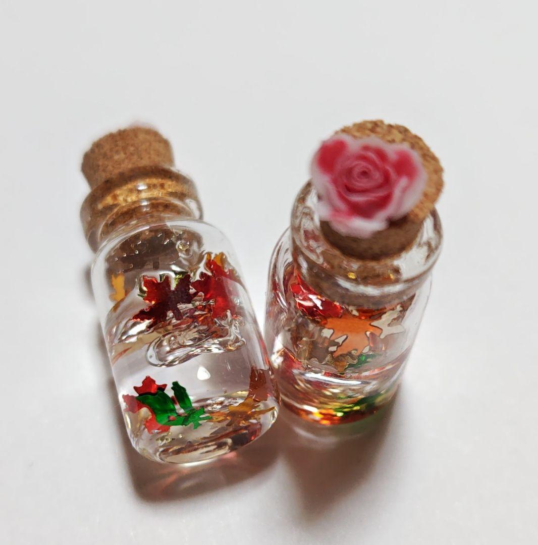 多様なモチーフのチャームセット