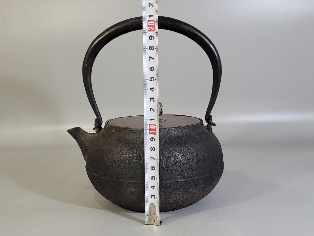 金龍堂 銀摘み 松葉紋 鉄瓶